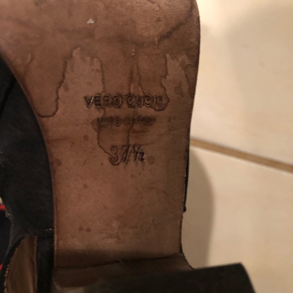 Gidigio leather heeled shoe - Picture 3 of 3